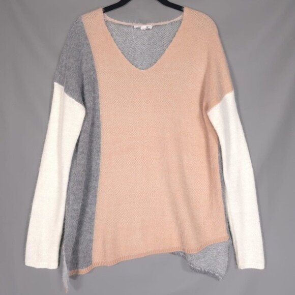 THML‎ Women’s Colorblock Asymmetrical Hem V Neck Knit Pullover Sweater MEDIUM - Picture 1 of 10
